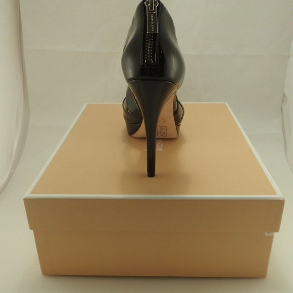 NIB Michae Kors 40T5AIHS2A Black Ariel Heels 9.5 - Picture 2 of 8